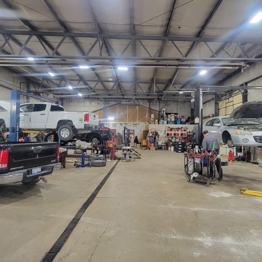 https://marksautoservices.net/wp-content/uploads/2023/05/photo1-540x540.jpg